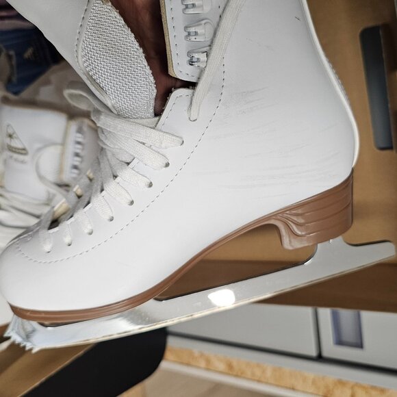 Jackson Artiste Girls Skates, 4.5C, Mark IV Blade, Canskate, Star 1/2 - Picture 8 of 11